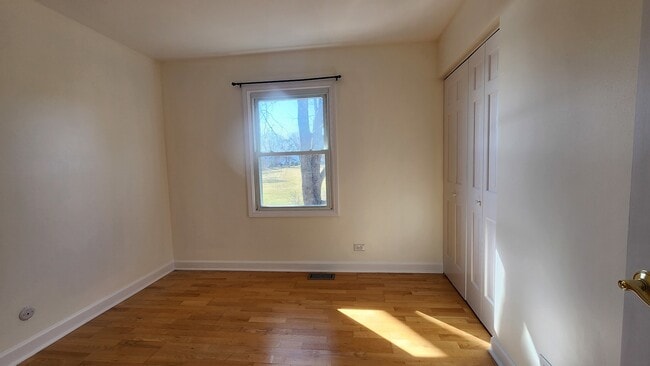 Building Photo - 5 Castlegate Ct