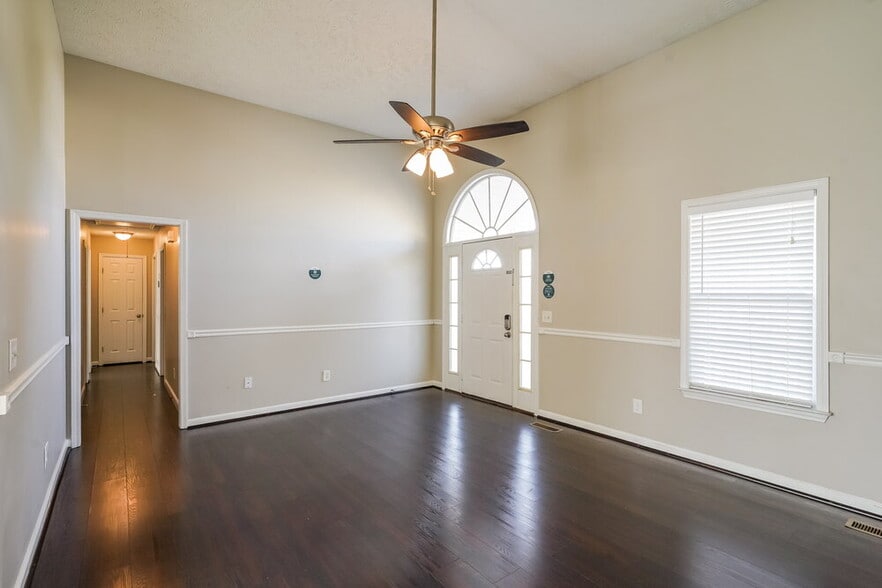 Building Photo - 7109 Beard Ct