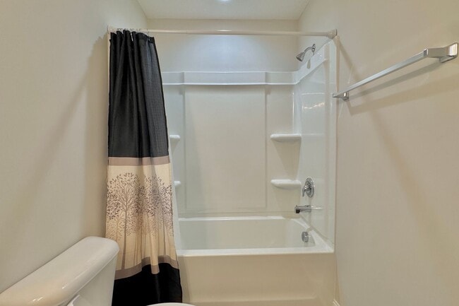 Building Photo - COMING EARLY FEBRUARY 2026! (One Pet Maximum)