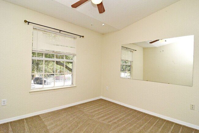 Building Photo - 864 Grand Regency Pointe