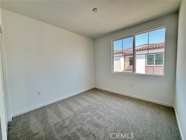 Building Photo - 6136 Valentina Wy