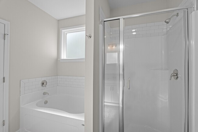 Building Photo - 8132-8132 Snelling Dr