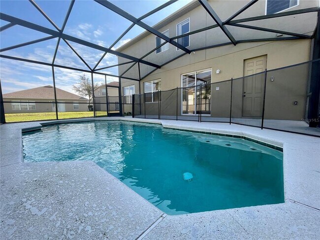 Building Photo - 603 Alfani St