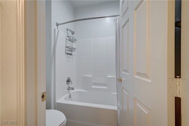 Building Photo - 57 Voltaire Ave