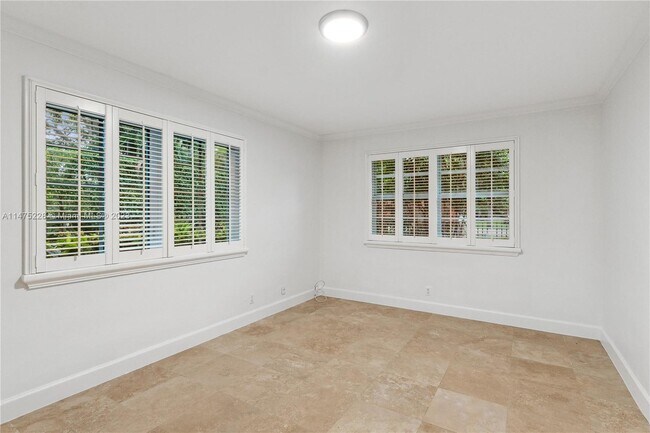 Building Photo - 6200 Granada Blvd
