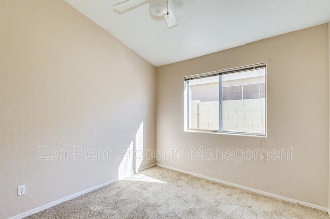 Building Photo - 6053 E Sierra Morena St