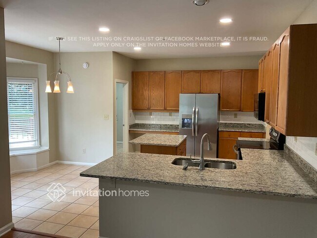 Building Photo - 1240 Chadwick Point Dr NW