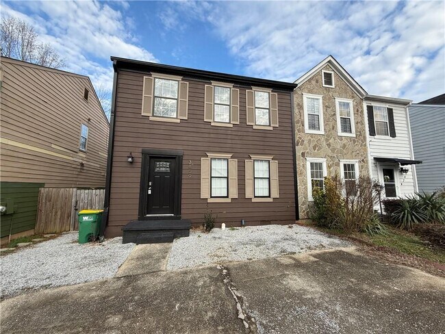 Building Photo - 3859 Meadow Creek Dr