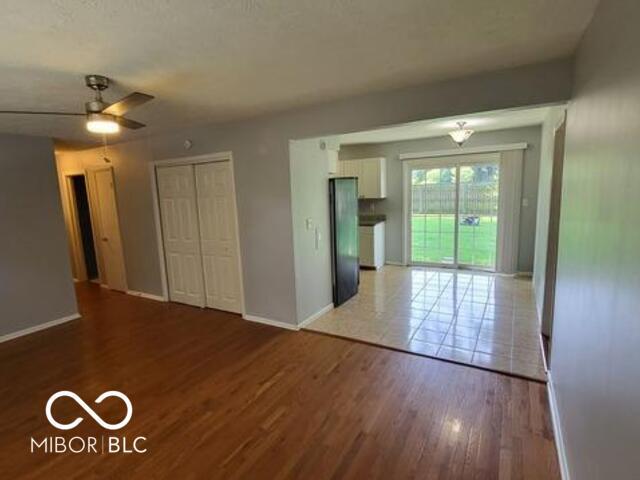 Building Photo - 4825 Hyperion Ct
