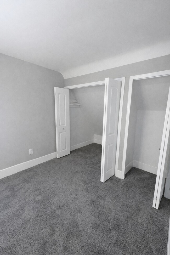 Building Photo - 14917 Cleophus Ave