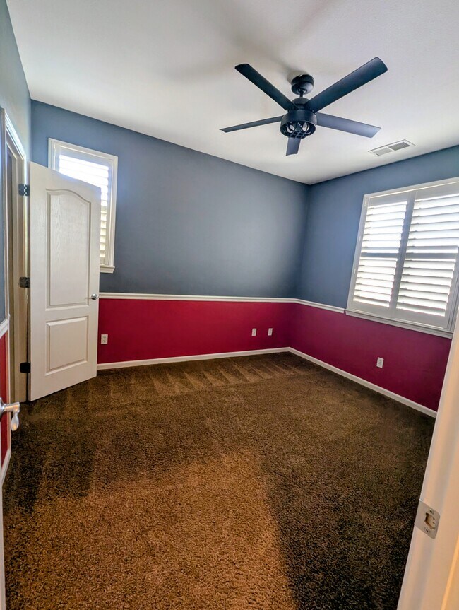 Building Photo - 430 Cicada Ct