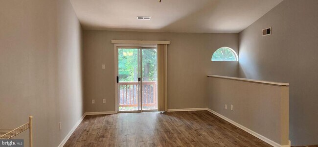 Building Photo - 6012 Wyncoop Ct