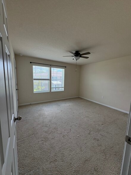 Building Photo - 86496 Shortline Cir