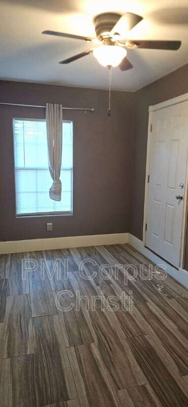 Building Photo - 7625 Stony Brook Dr