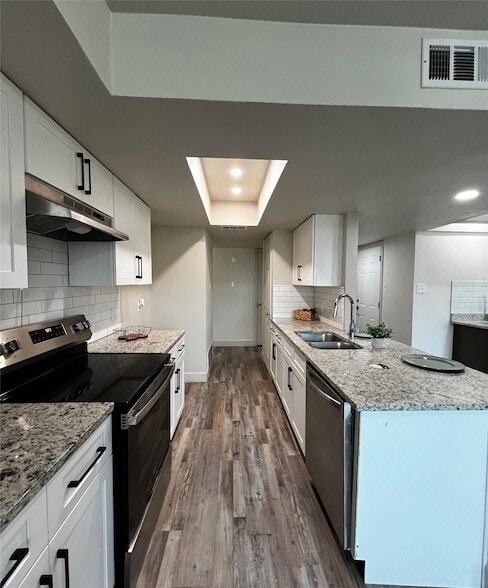 Building Photo - 2505 Clearwood Dr