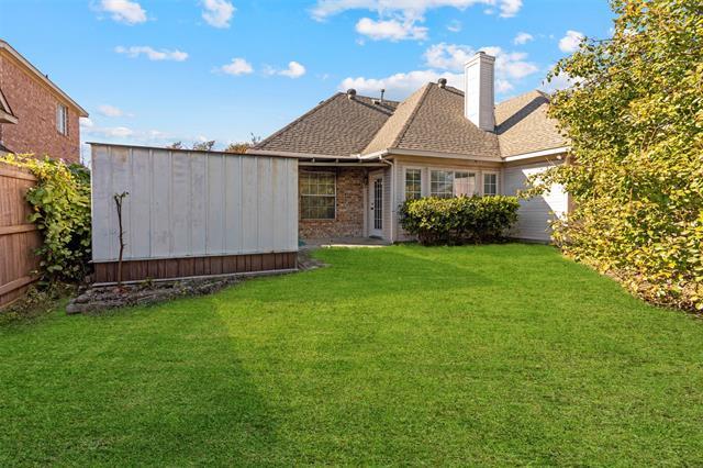 Building Photo - 200 Hawthorne Dr