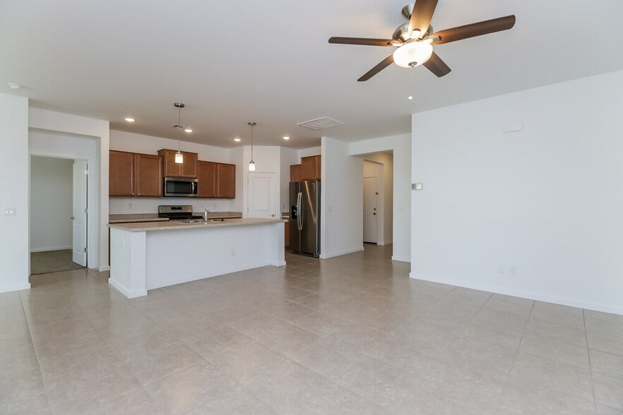 Building Photo - 7004 E Aerie Way