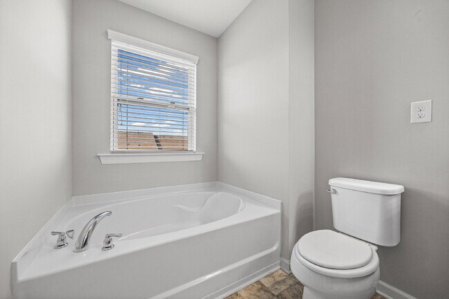 Building Photo - Move-In Ready Fort Mill Townhome with Garage, Hardwood Floors & Fresh Updates!