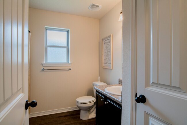 Building Photo - Beautiful 4 bedroom home in Pace