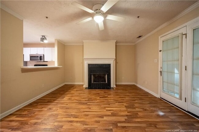Building Photo - 352 Bubble Creek Ct