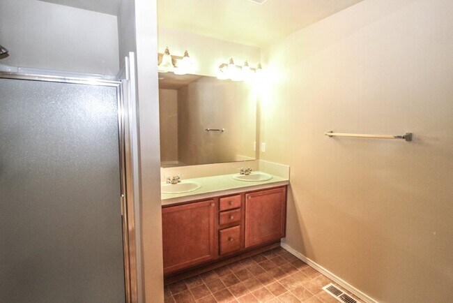 Building Photo - 4131 240th Place Southeast