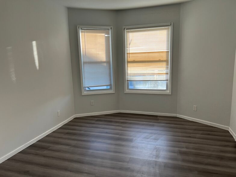 Building Photo - 109 Frank E Rodgers Blvd N