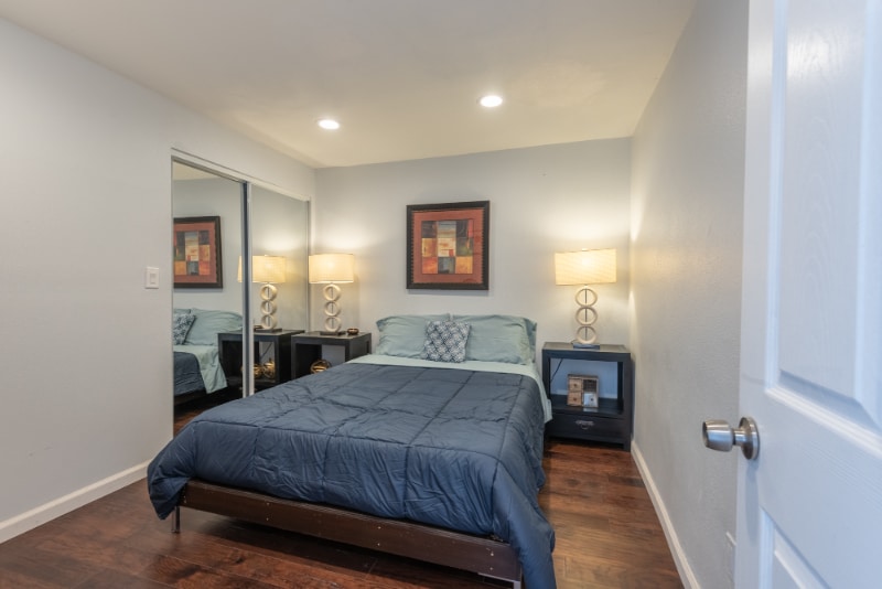 Building Photo - 3617 Sunswept Dr