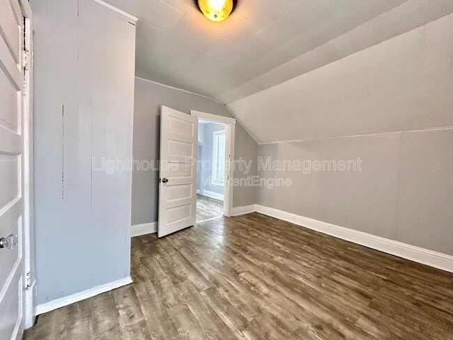 Building Photo - 2417 Reynolds St