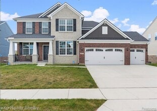 Building Photo - 49477 Hummel Dr