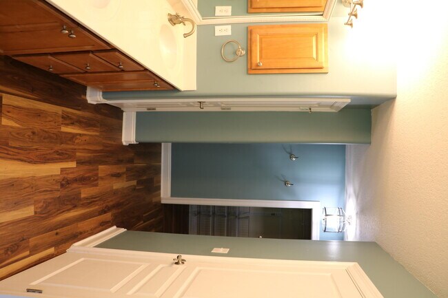 Building Photo - 6420 Old Harbor Ct