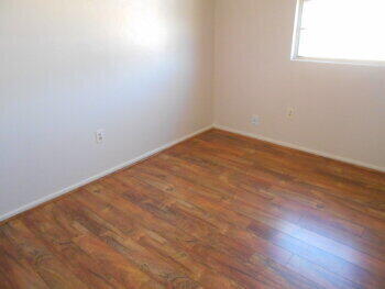 Building Photo - 1202 5th St