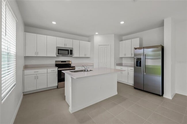 Building Photo - 12046 Brae Wy