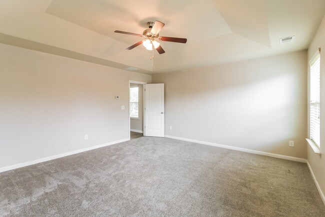 Building Photo - 174 Biscayne Terrace