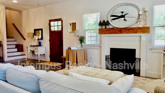 Building Photo - 3211 Anderson Pl