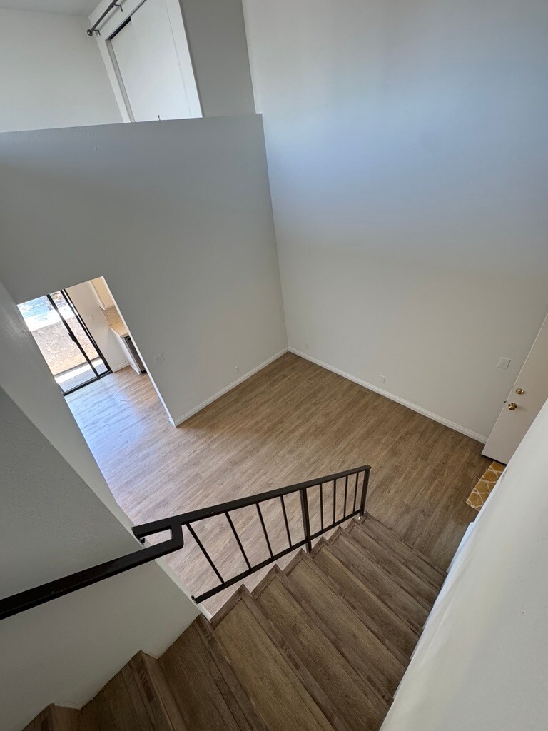 Building Photo - 1625 Glendon Ave