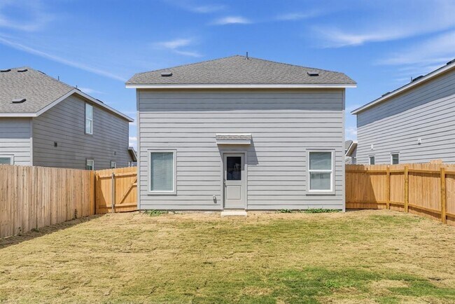 Building Photo - 511 Jones Bch Ln