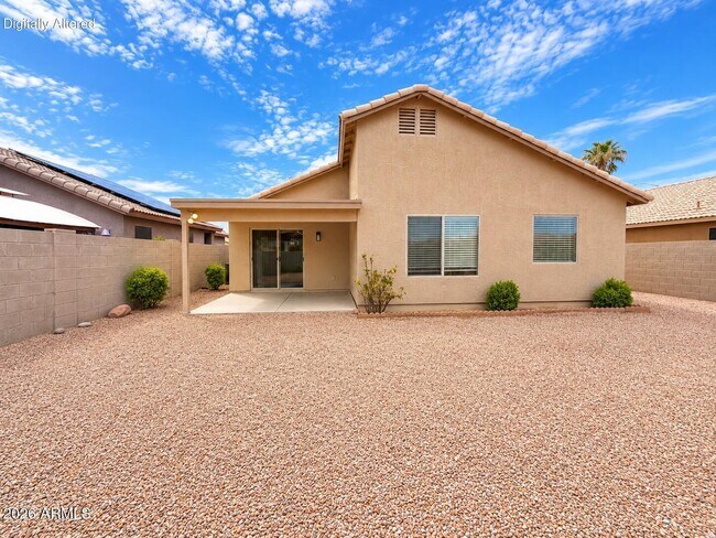 Building Photo - 10341 E Calypso Ave