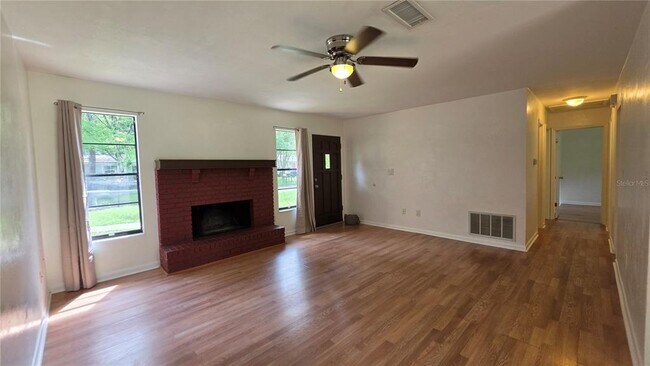 Building Photo - 4344 NW 25th Terrace