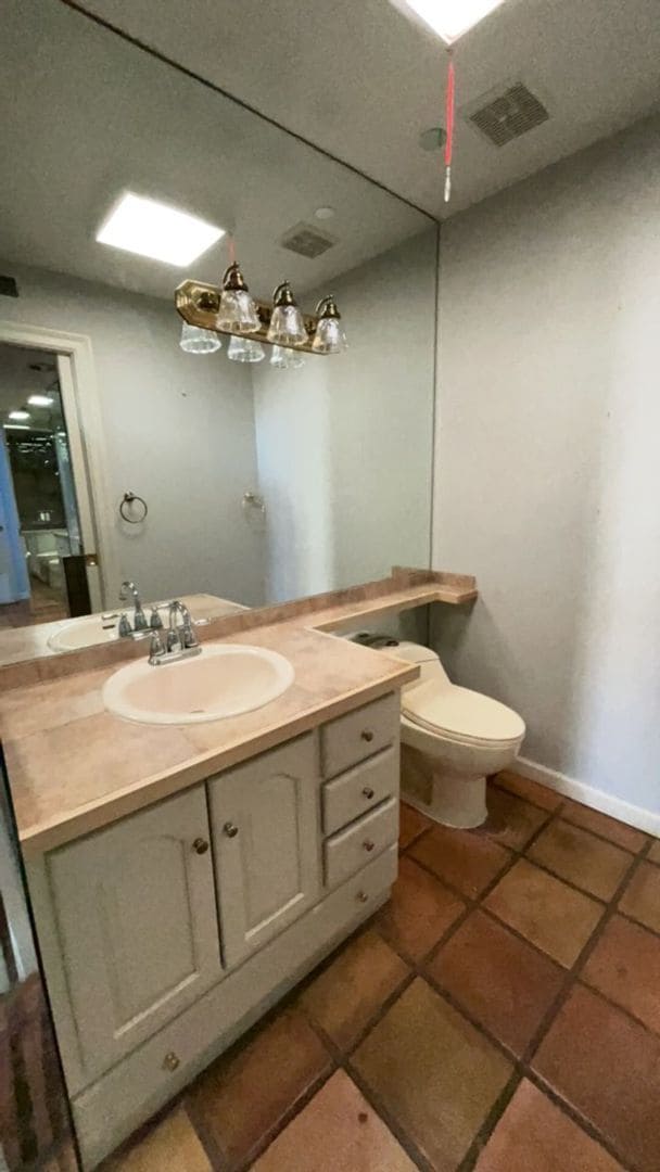 Building Photo - Chalet Palms in Rancho Mirage