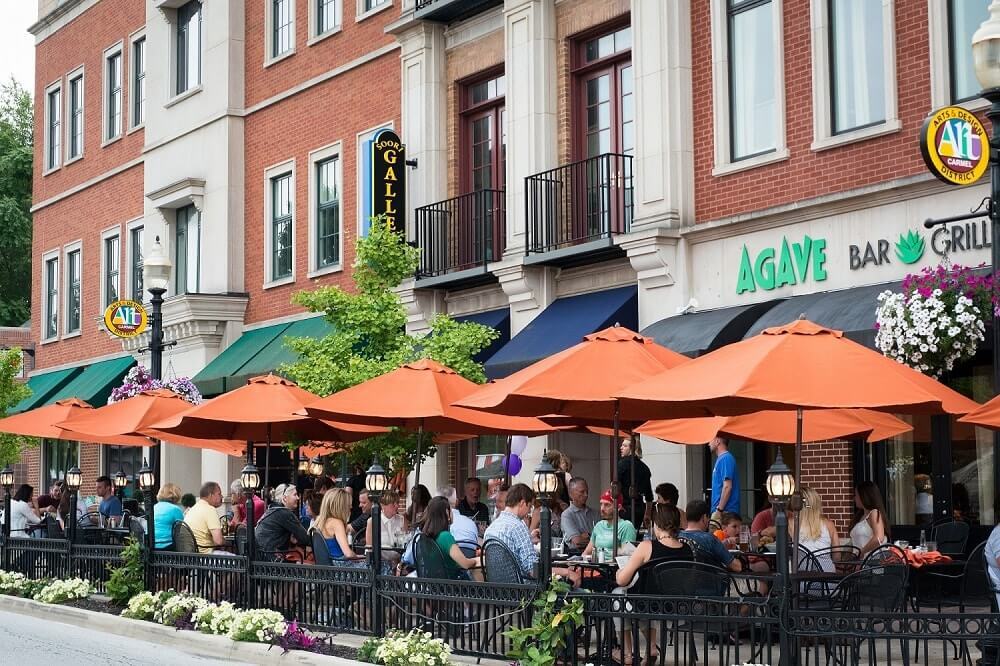 20+ walkable restaurants - 235 3rd Ave NE