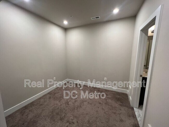 Building Photo - 7205 Georgia Ave NW