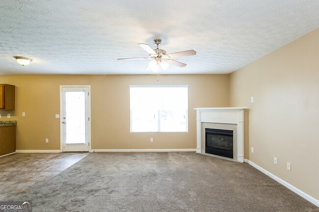 Building Photo - 521 Carlton Pointe Dr