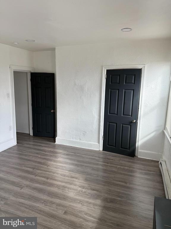 Building Photo - 6135 Vine St