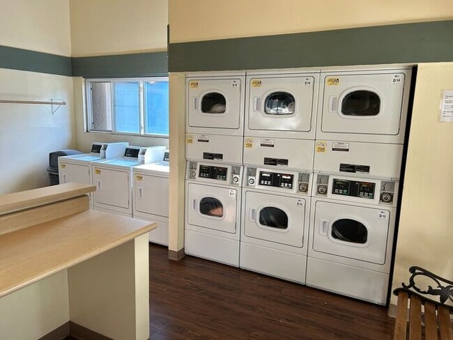 Building Photo - GREAT 1BD 1BA CONDO FOR LEASE!