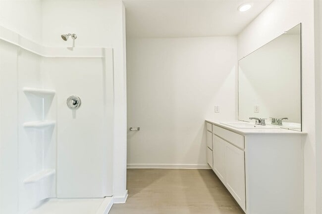 Building Photo - 12006 Noble Wood Vlg