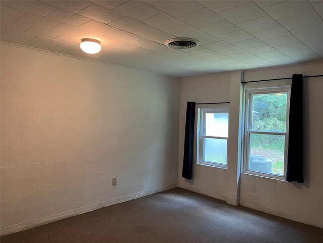 Building Photo - 5662 FM943