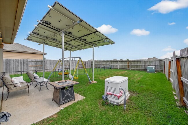 Building Photo - 2623 Hawthorn Park Ct