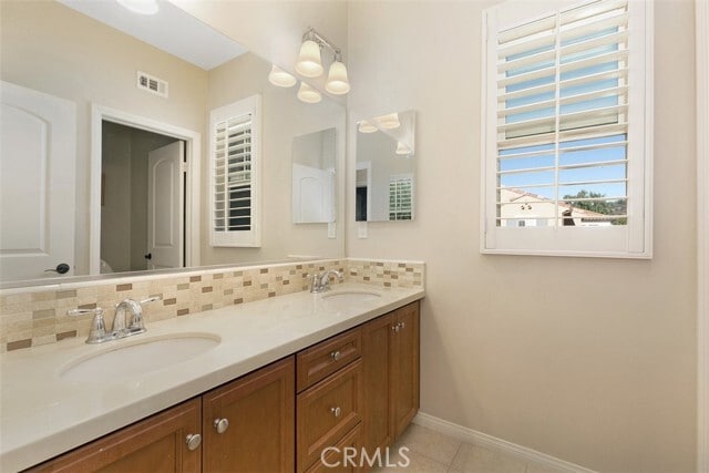 Building Photo - 426 Signal Hill Ct