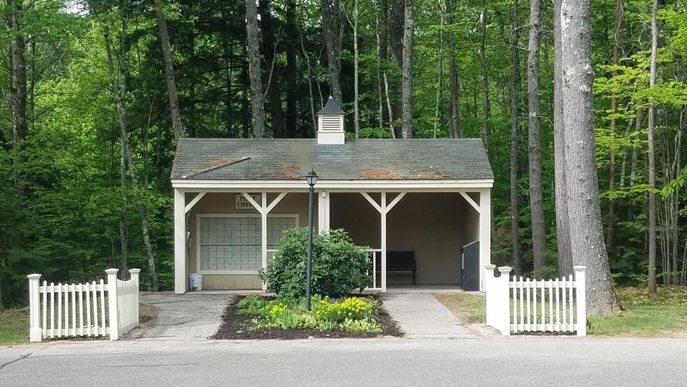 Building Photo - 19 Saco St