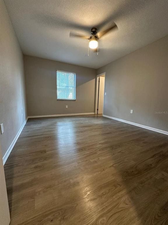 Building Photo - 147 Almond Rd